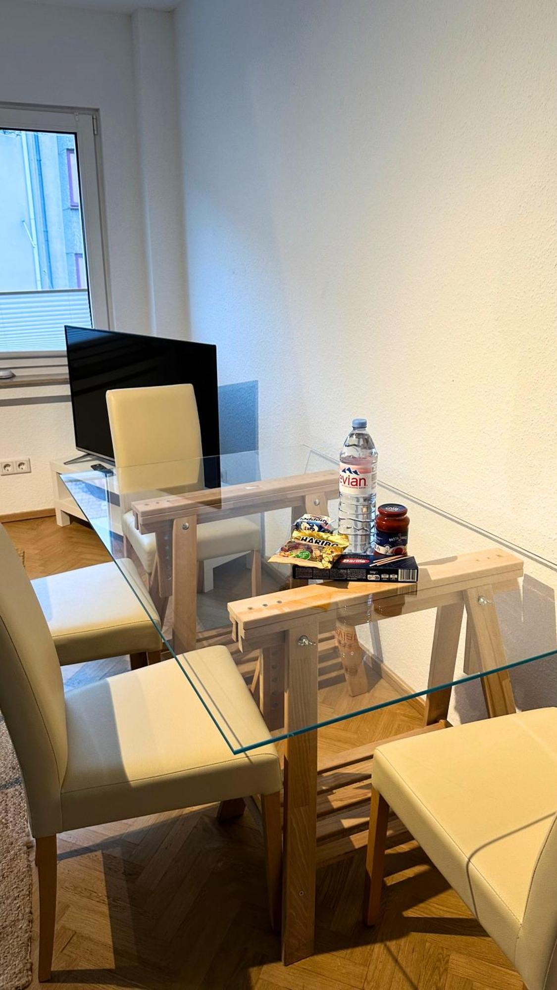 New - Cozy Apartment,Kitchen,Netflix And More Есен Екстериор снимка