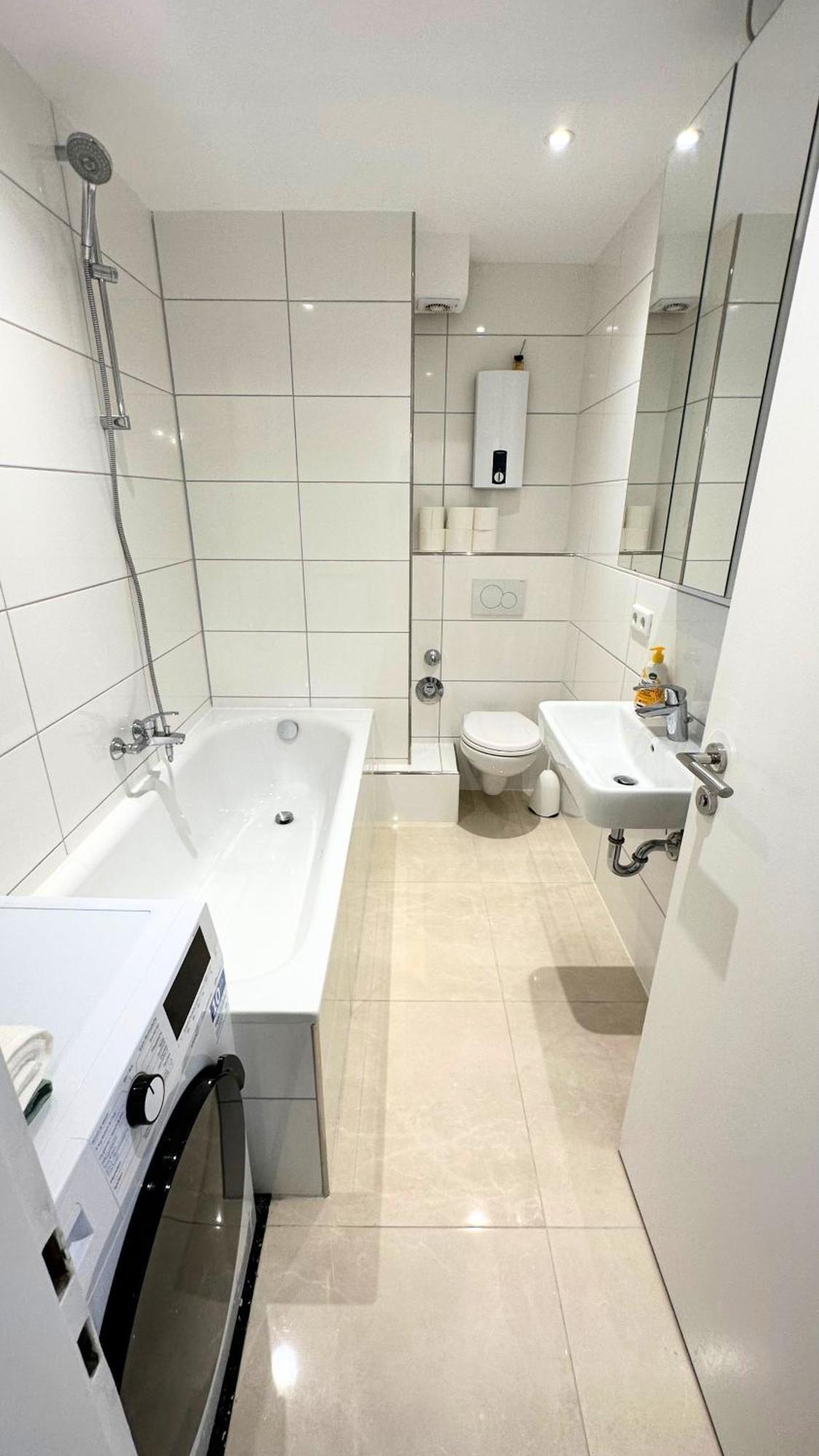 New - Cozy Apartment,Kitchen,Netflix And More Есен Екстериор снимка